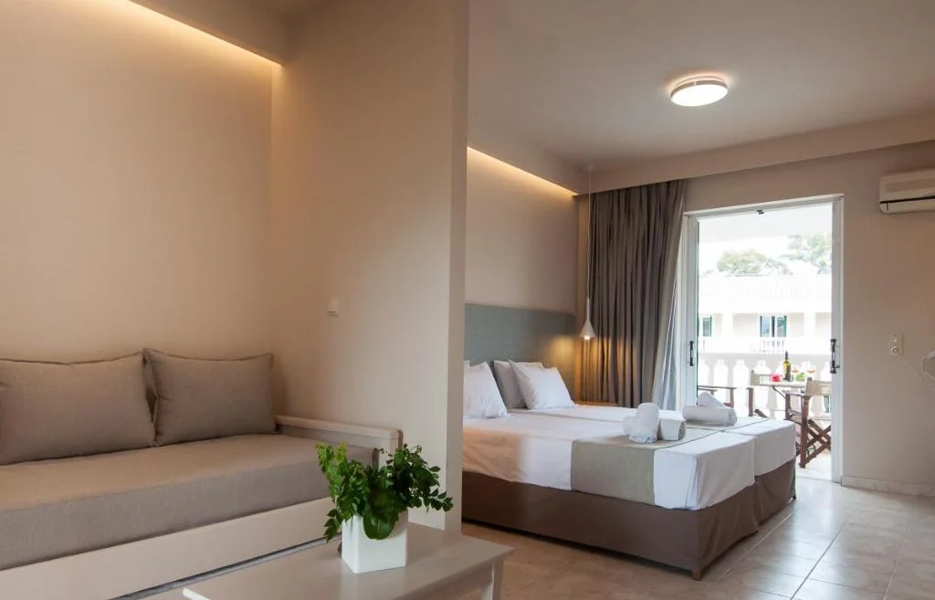 Ilios Hotel