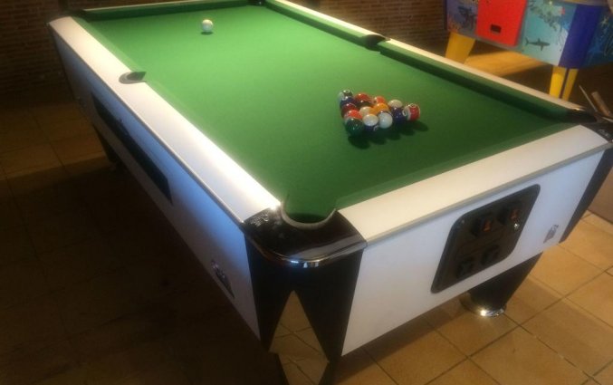 Pooltafel in Hotel Elegance Vista Blava op Mallorca