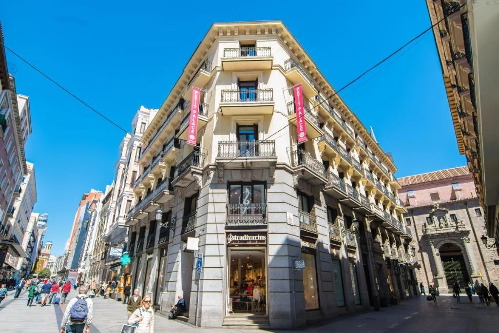 Petit Palace Preciados