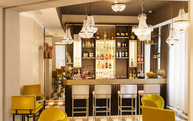 Bar van The Cross Hotel in Rome