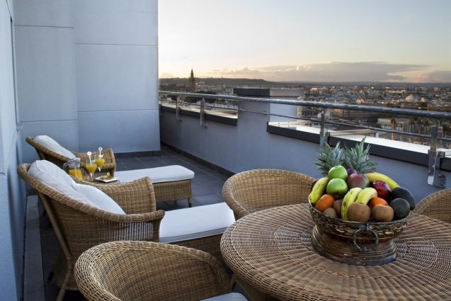 Hotel Sevilla Center