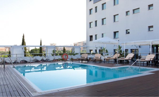 Hotel Sevilla Center