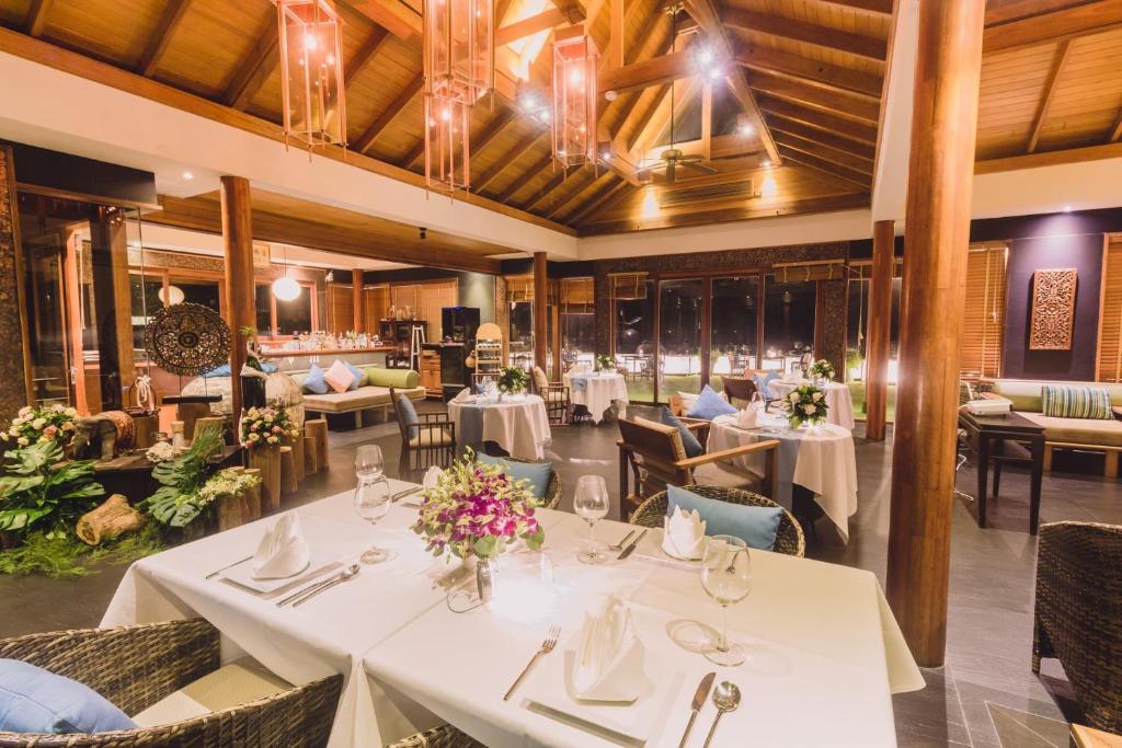 Restaurant in Ayara Kamala Resort & Spa