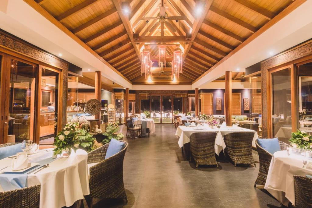 Restaurant in Ayara Kamala Resort & Spa