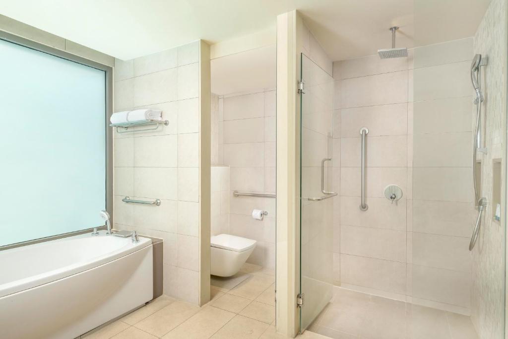 Eigen badkamer in het Westin Siray Bay Resort & Spa