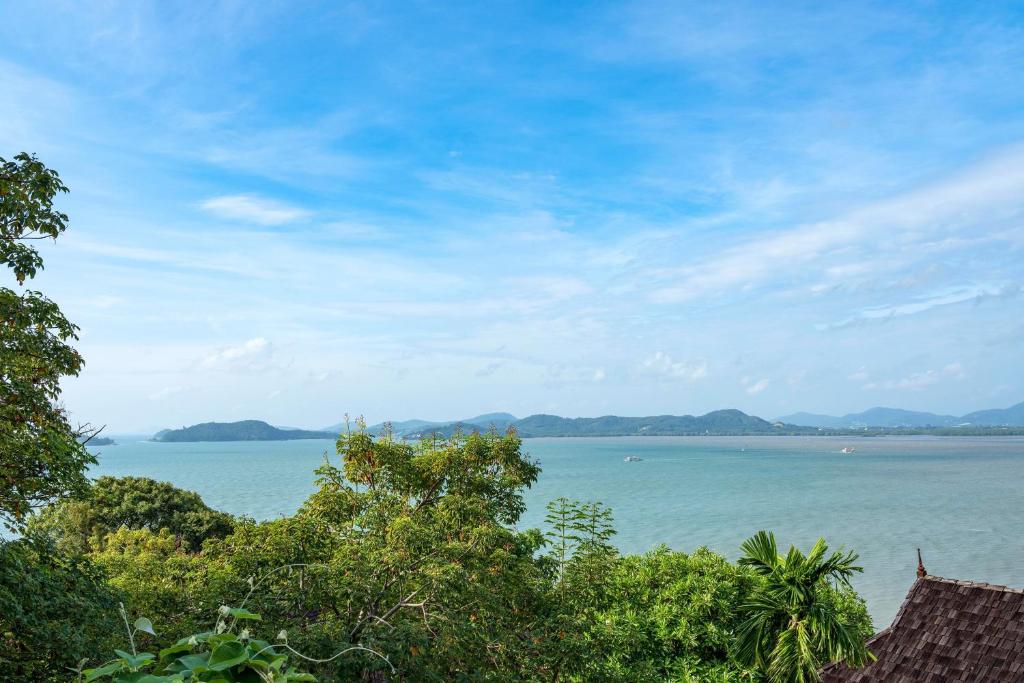 Uitzicht op zee in het Westin Siray Bay Resort & Spa