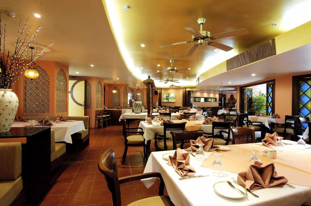 4 Restaurants in het Royal Paradise Hotel & Spa