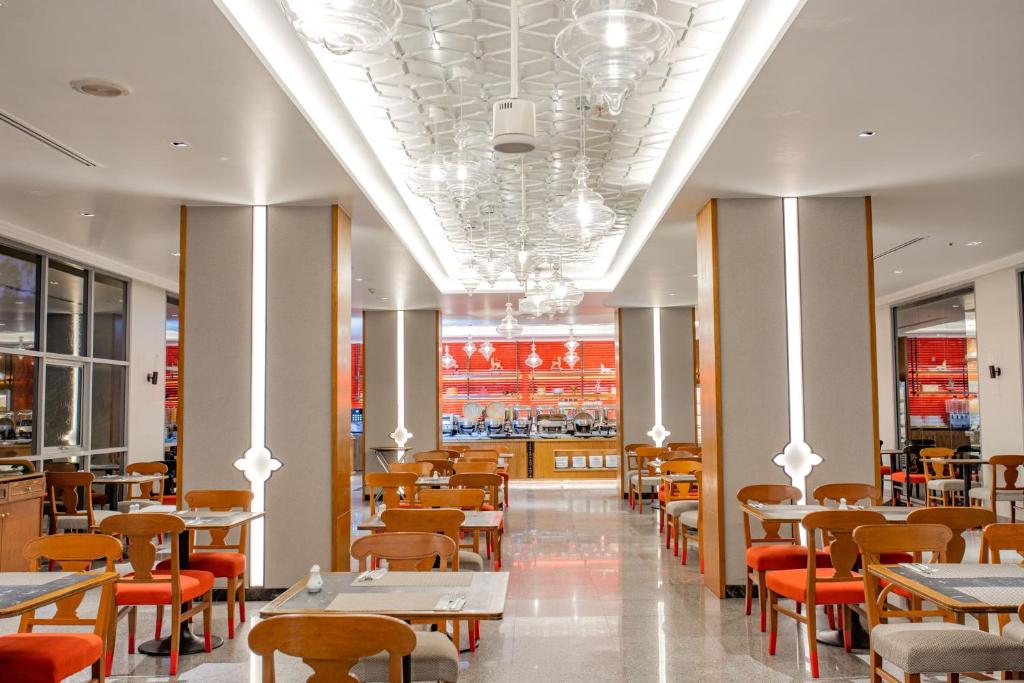 Goed ontbijt in het Royal Paradise Hotel & Spa