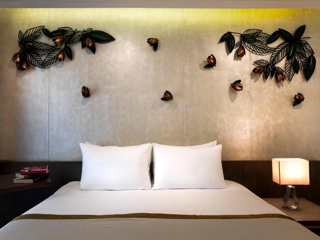 Koffie- en theefaciliteiten in alle kamers van Chanalai Flora Resort