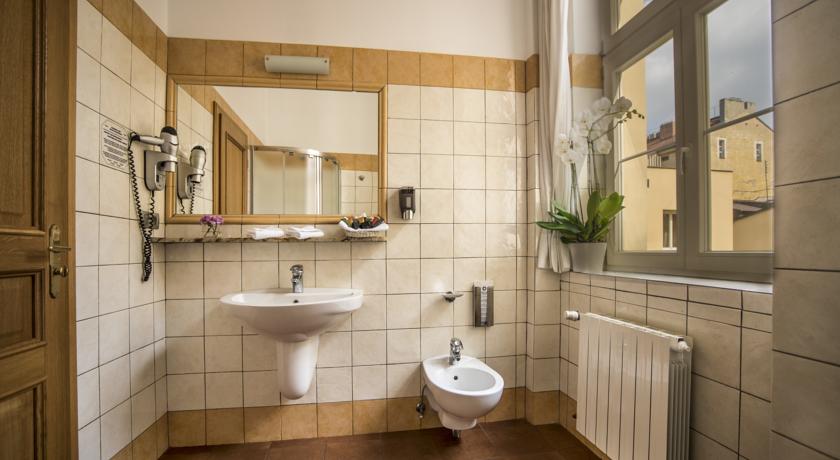 Badkamer van Hotel Caesar in Praag