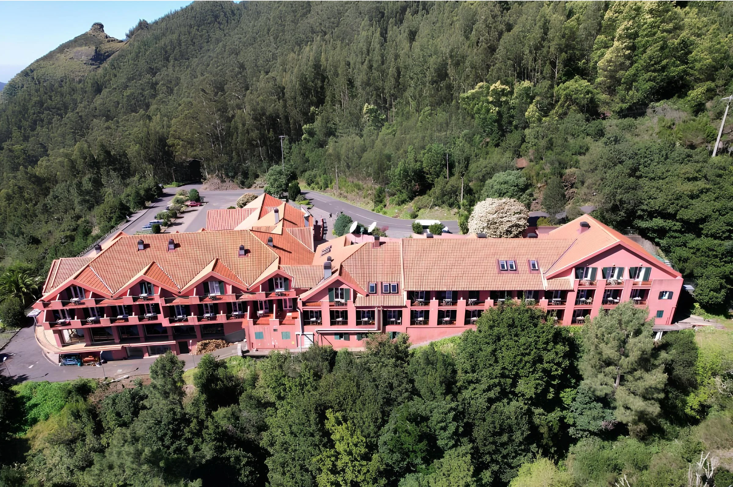 Valley View Hotel Encumeada