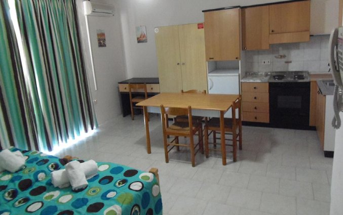 Eetkamer van White Dolphin Holiday Complex op Malta