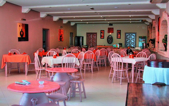 Eetzaal van White Dolphin Holiday Complex op Malta