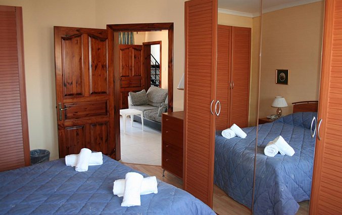 Slaapkamer White Dolphin Holiday Complex op Malta
