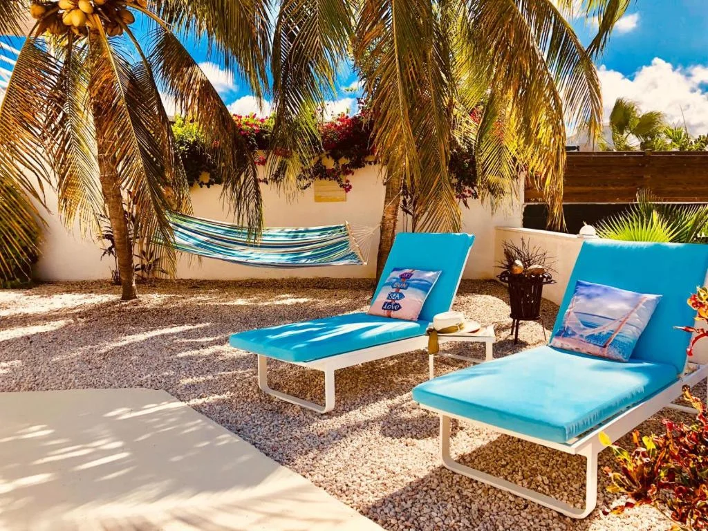 Karibu Aruba Boutique Hotel