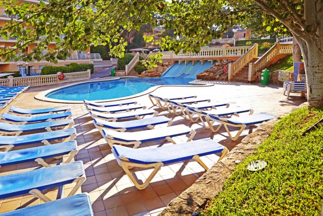 Zonneterras van Hotel Club Palma Bay op Mallorca