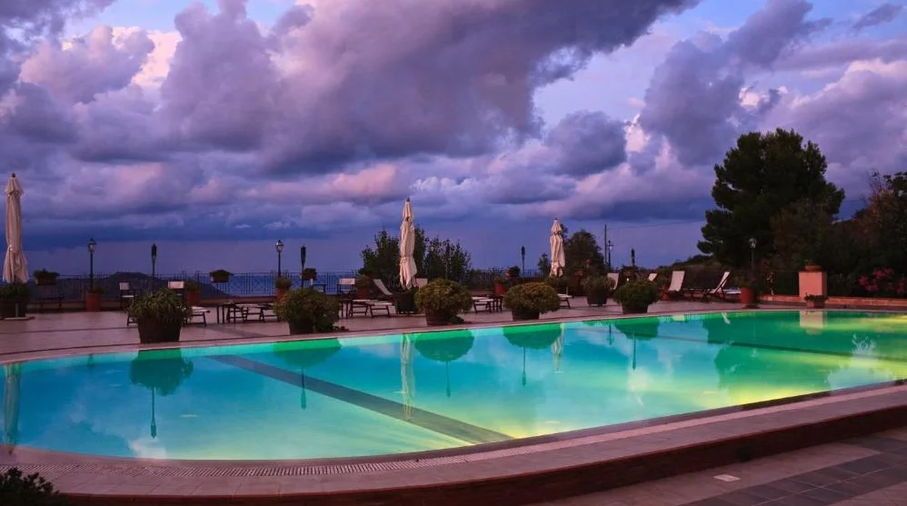 Relais Abbazia Santa Anastasia zwembad