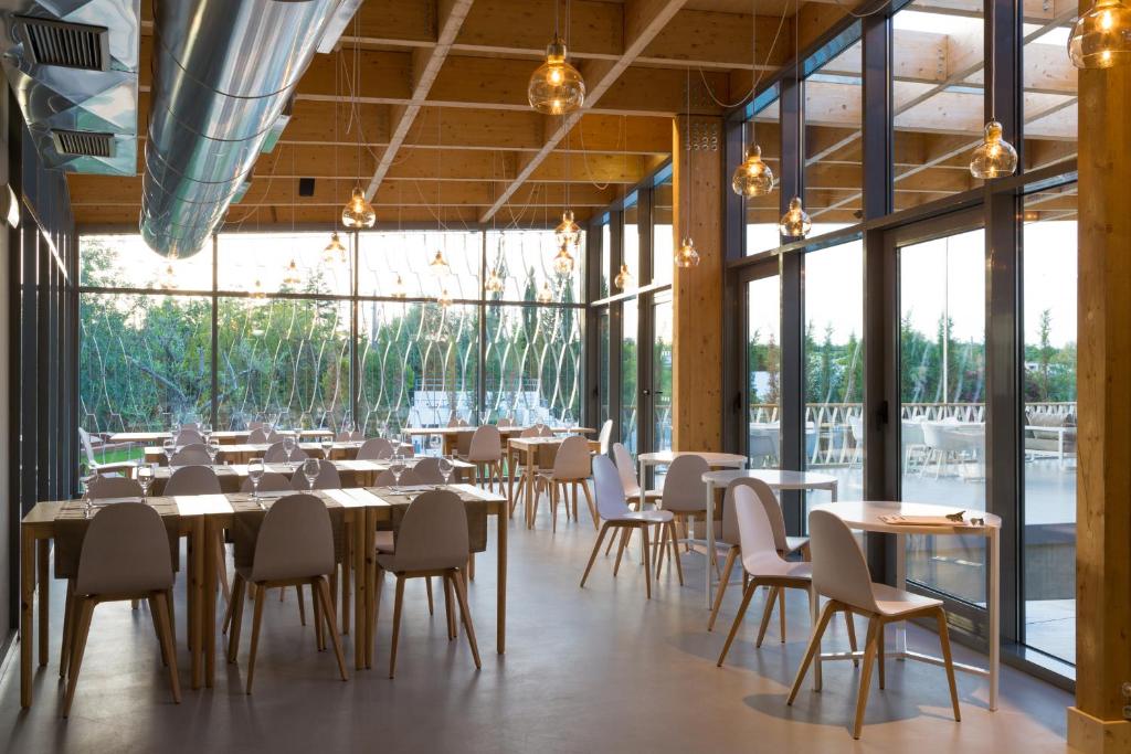 OZADI Tavira Hotel - restaurant Orangea