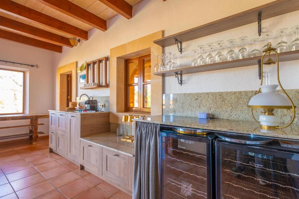 Agroturismo Mondrago -Antic Na Martina- - keuken
