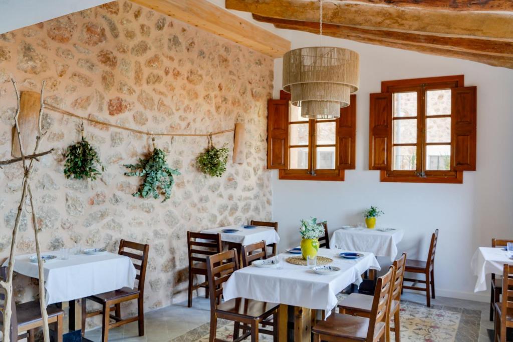 Son Colom -Turismo de interior - eetkamer