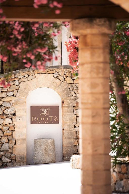 Finca Ratxó member of Meliá Collection - stenen doorgang