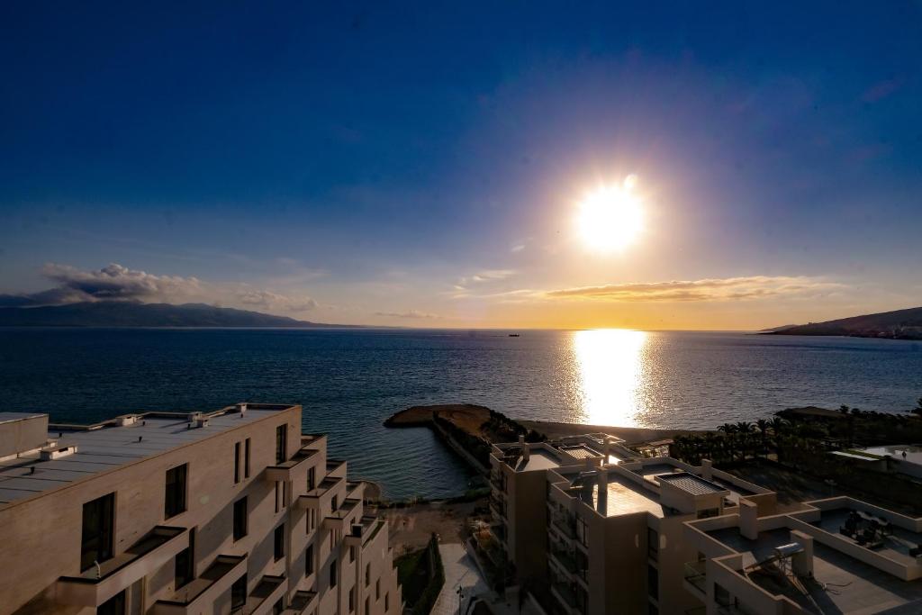 Avanel Signature - zonsondergang over zee