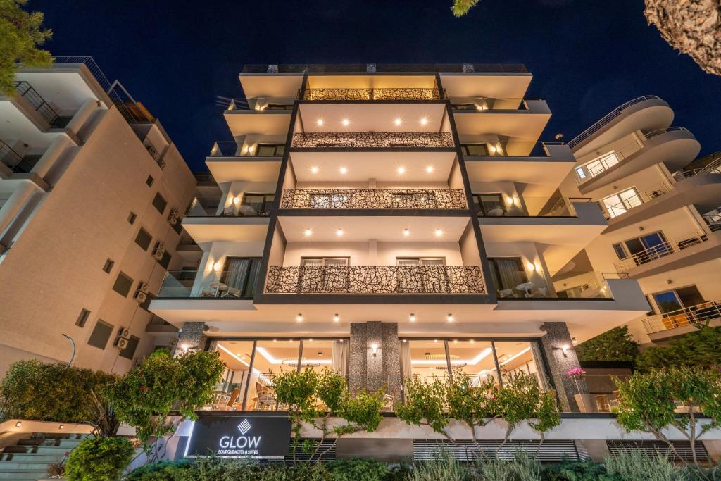 Glow Boutique Hotel & Suites - gevel bij avond