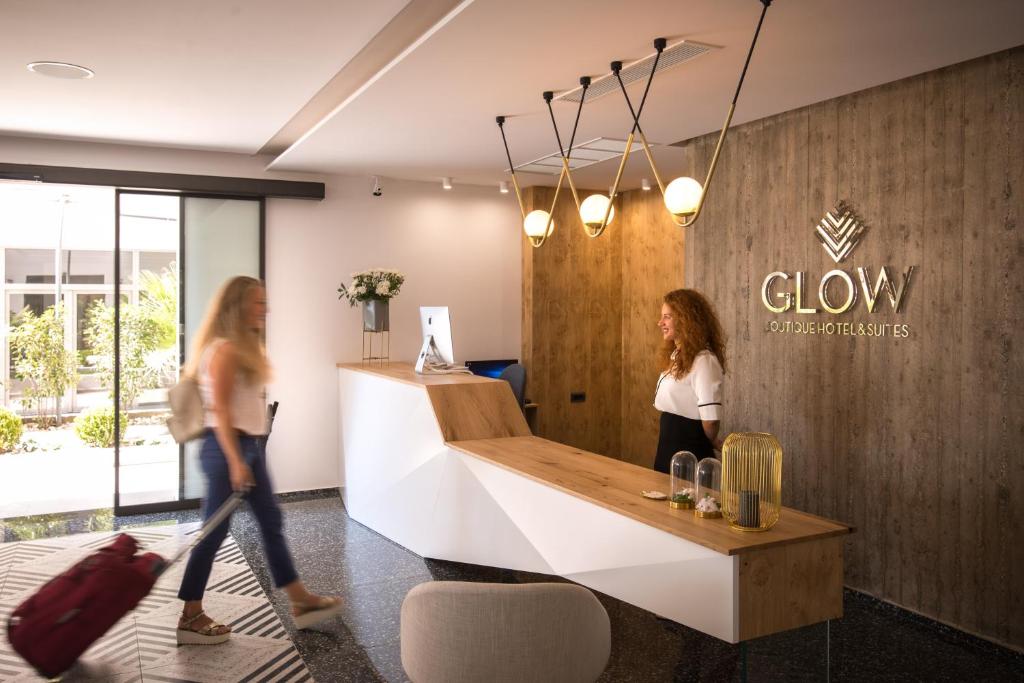 Glow Boutique Hotel & Suites - receptie