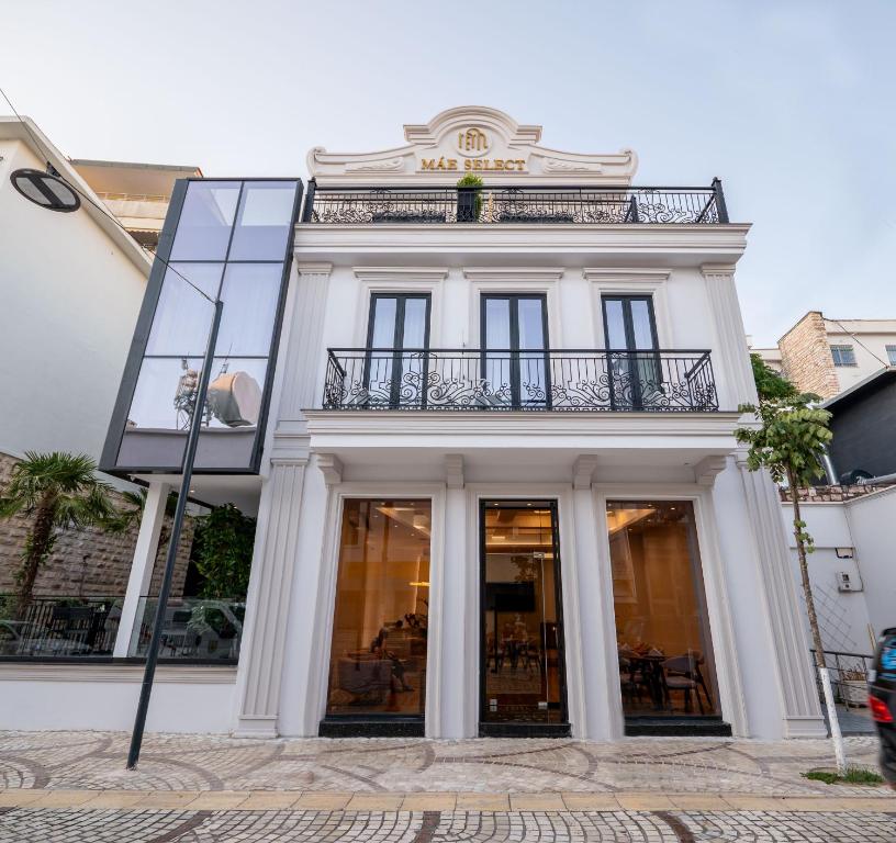 Mae Select Hotel - gevel