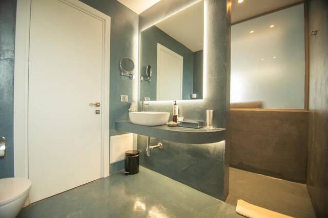 Hotel Porta Ksamil - badkamer