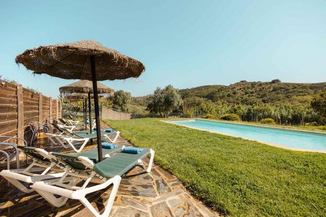 Aldeia da Pedralva - zwembad met uitzicht op de heuvels