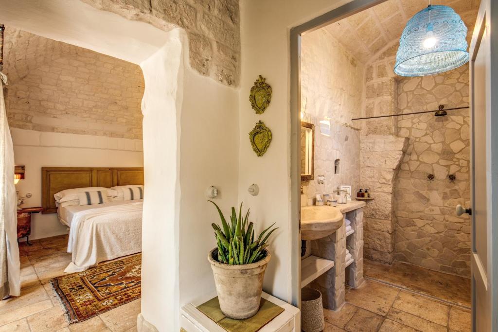 Masseria Cervarolo - kamer met open badkamer