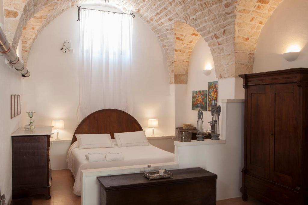 Masseria Il Frantoio - kamer onder het witte gewelf
