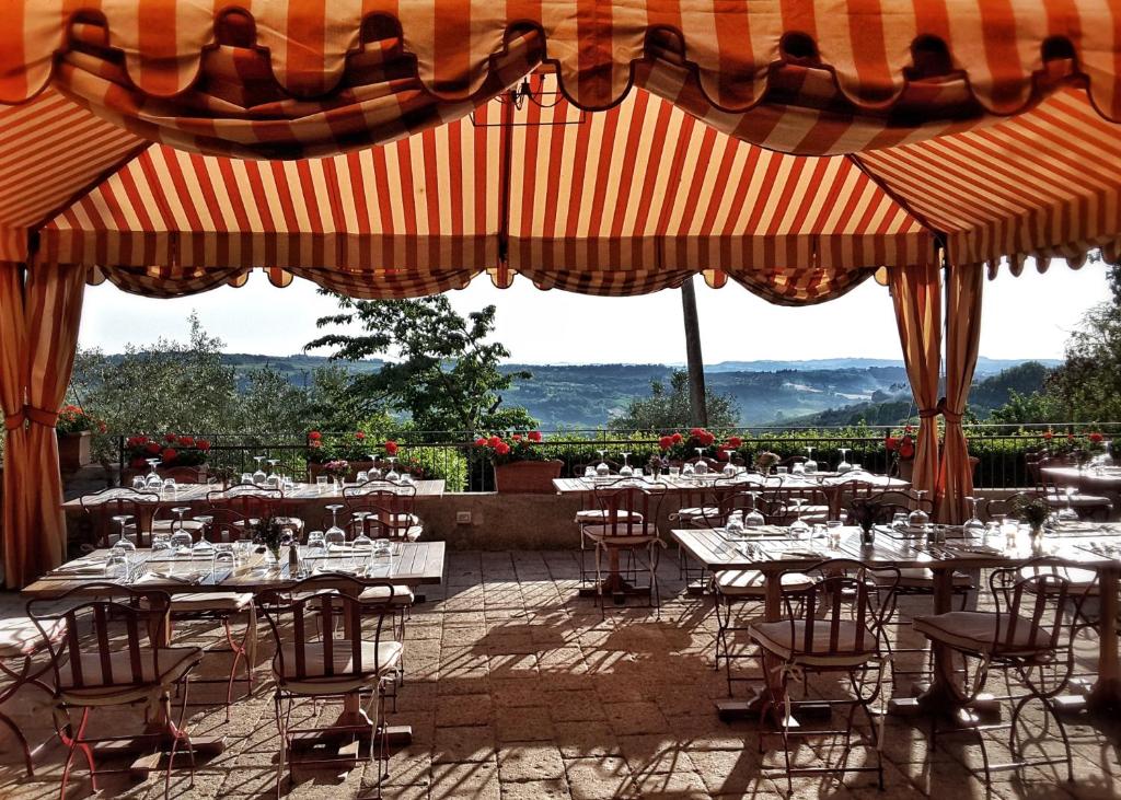 Villa Il Poggiale - eten op het terras