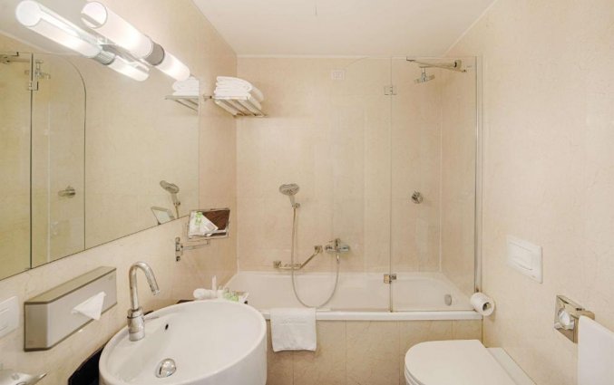 Badkamer in een kamer van NH Collection Roma Giustiniano