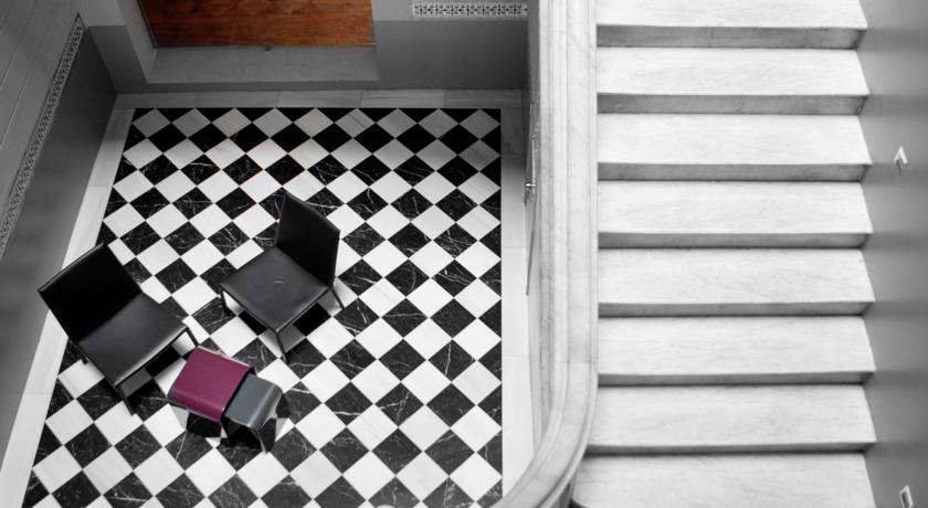 Hal van Hotel Onix Liceo