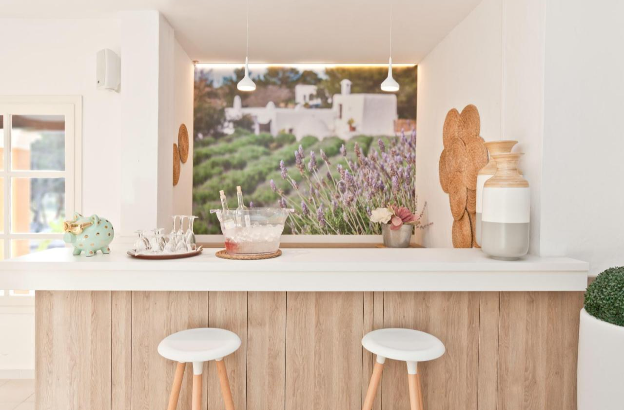 Bar van Hotel Cala Martina by LLUM op Ibiza