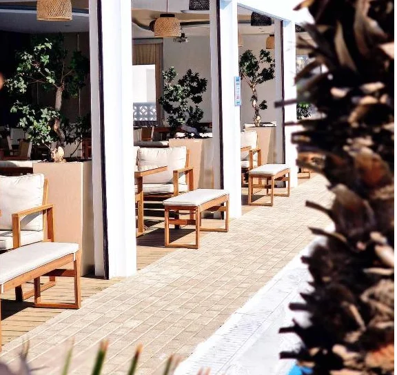 Hotel Sveltos zitplekken 