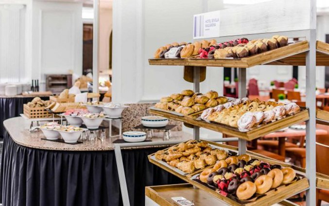 Buffet van hotel Sevilla Macarena in Sevilla