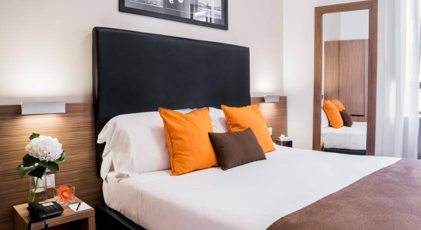 Tweepersoonskamer met tweepersoonsbed van Hotel Concordia Rome