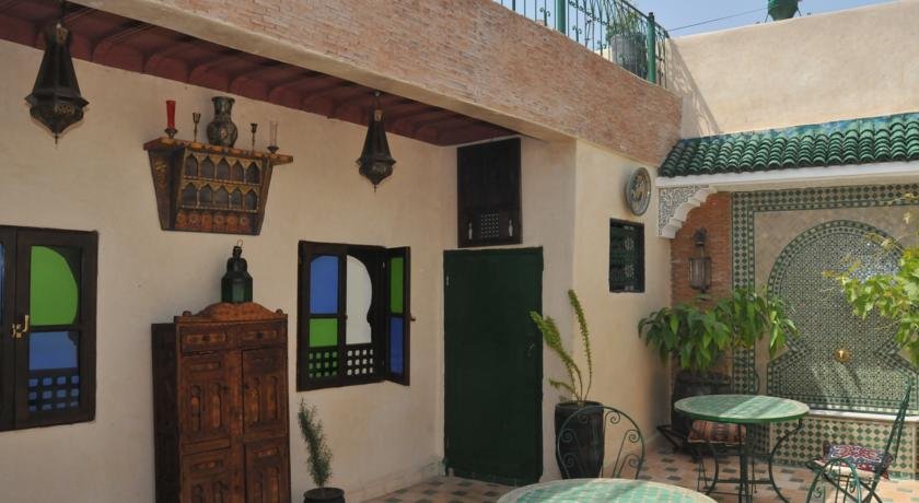 Binnenplaats van Riad Dar Guennoun Fez