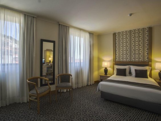 Tweepersoonskamer van Hotel Mundial in Lissabon