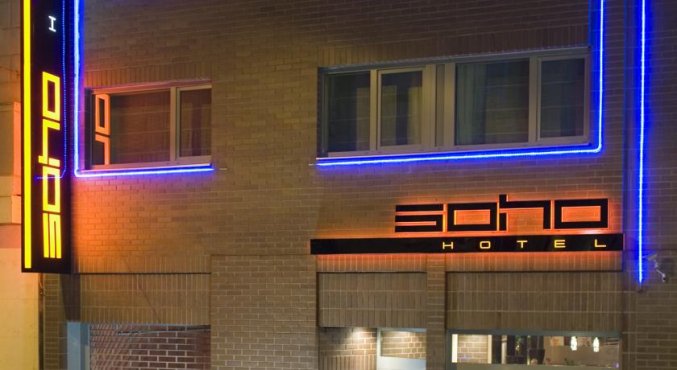 Buitenkant van Hotel Soho Boutique in Budapest