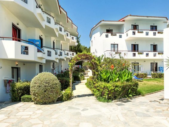 Hotel Dolphin Beach
