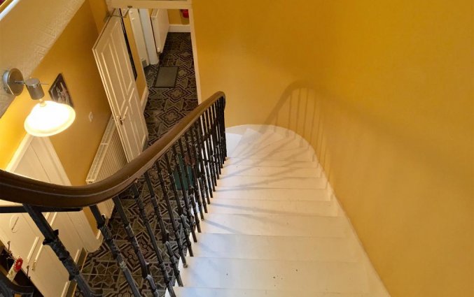 Hal en trap in Guest House Pilrig in Edinburgh