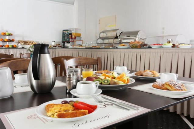 Ontbijtbuffet van Hotel Attalos in Athene
