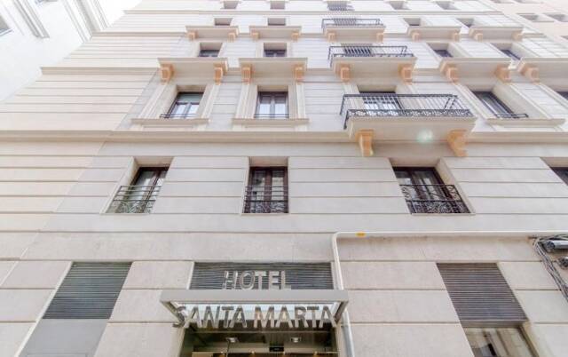 Gevel van Hotel Santa Marta
