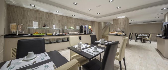 Ontbijtzaal van Hotel Santa Marta in Barcelona