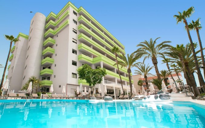 Gebouw van Hotel THe Anamar Suite op Gran Canaria