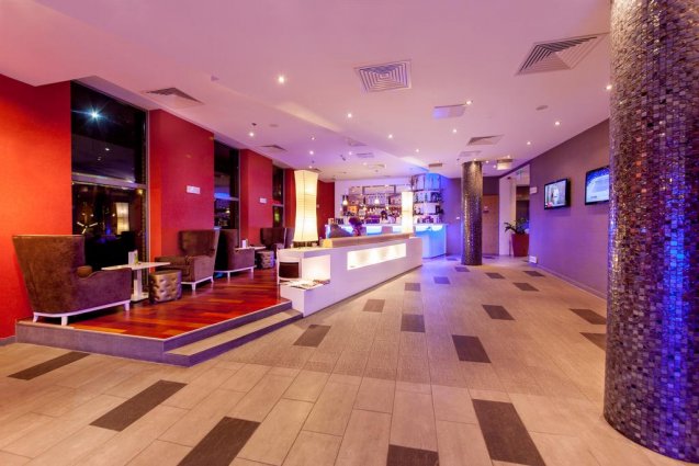 Bar van Hotel Royal Park in Budapest